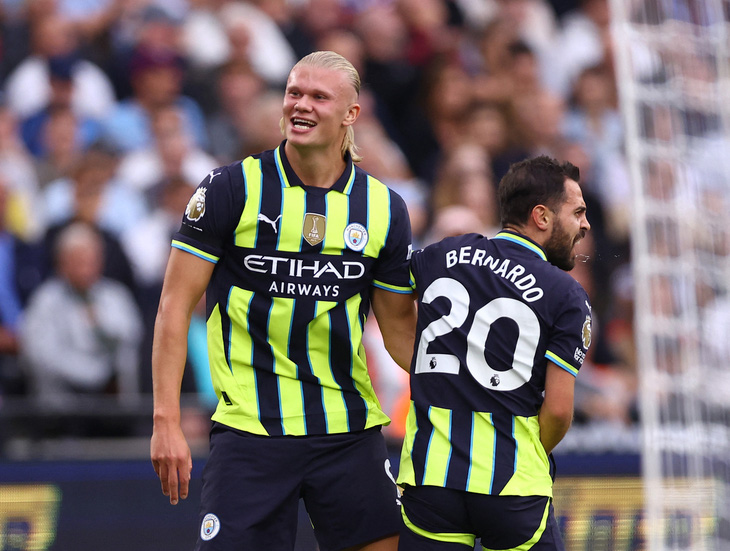 Erling Haaland lại ghi hat-trick giúp Man City đánh bại West Ham - Ảnh 1.